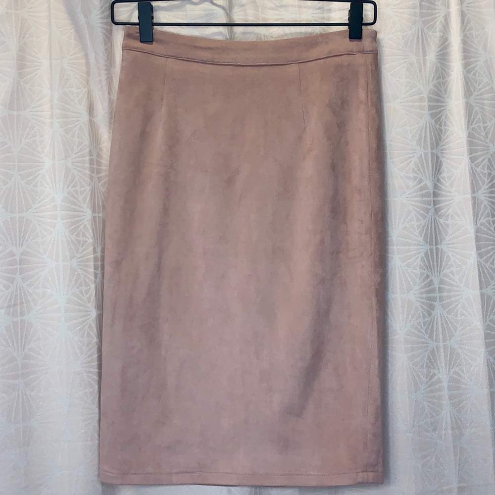 Pink pencil skirt